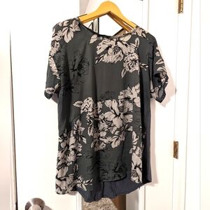 Maurices short sleeve blouse Size 0X